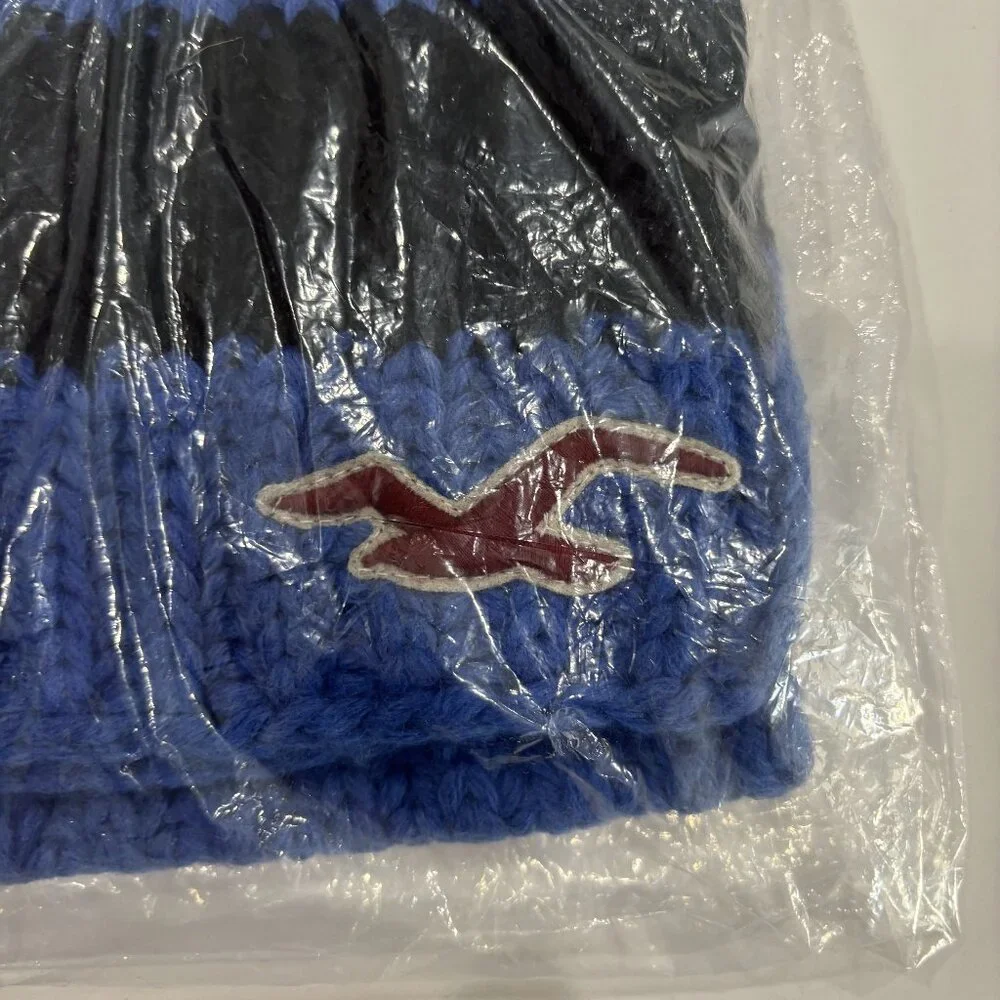 Hollister Knit Blue Black Scarf Brand Embroidered Soft Warm Winter Fall Thick